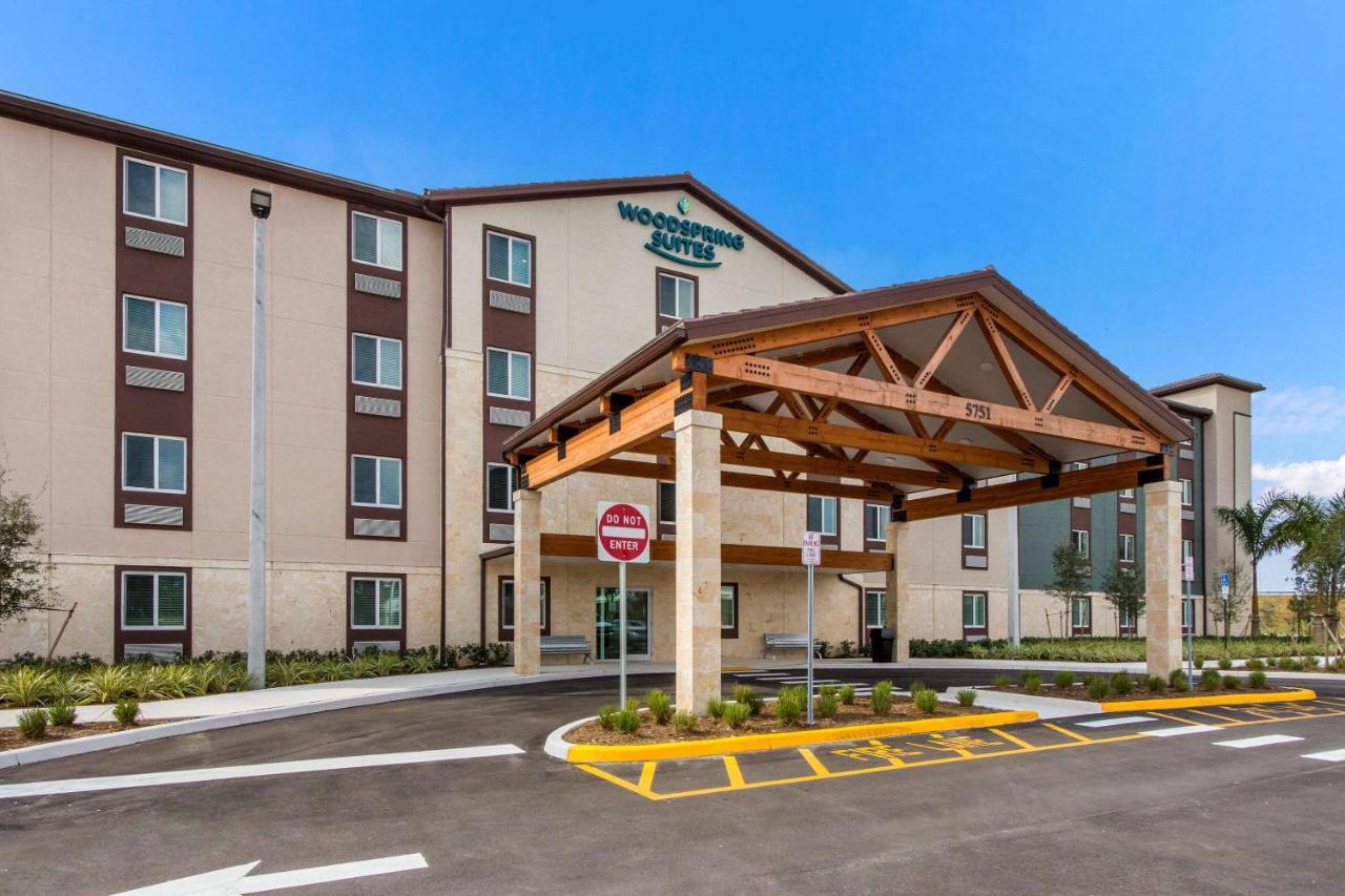 Woodspring Suites Тамарак Екстер'єр фото